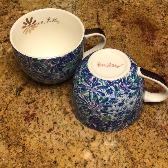 Lilly Pulitzer Kitchen Lilly Pulitzer Mugs Nwt Set Of 2 Mugs Poshmark